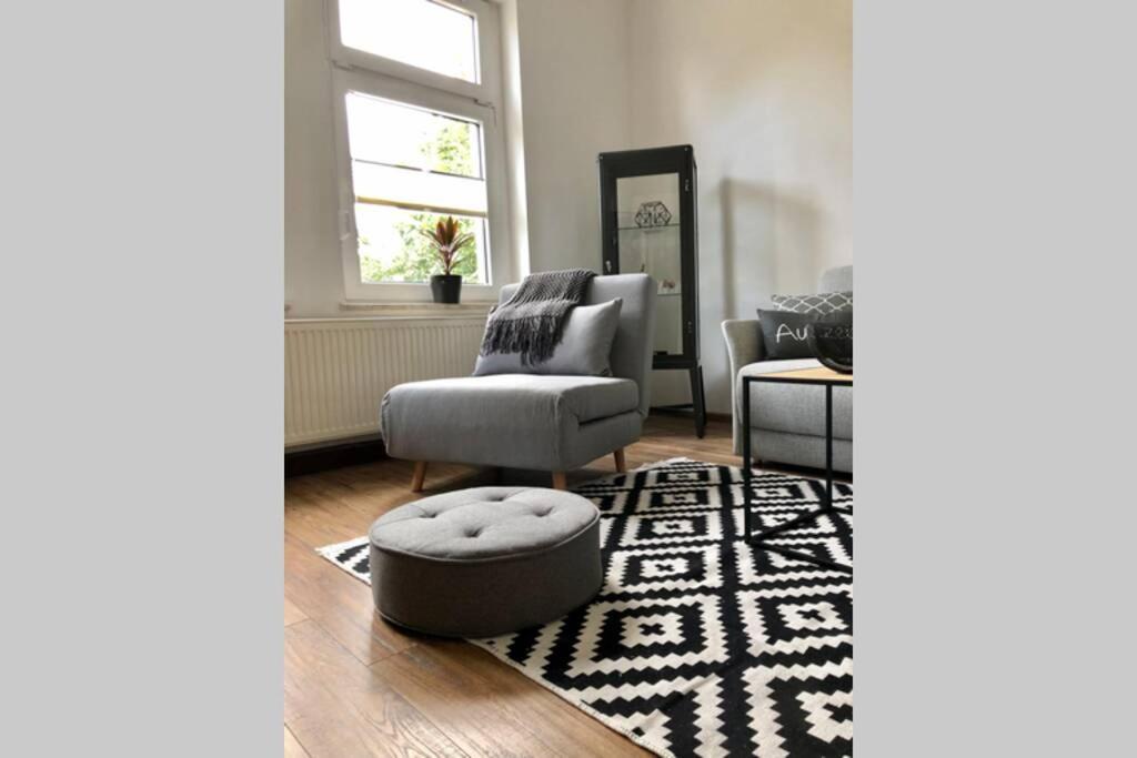 Liebevoll Sanierte, Grosszuegige Stadtwohnung, 70 Qm Apartment